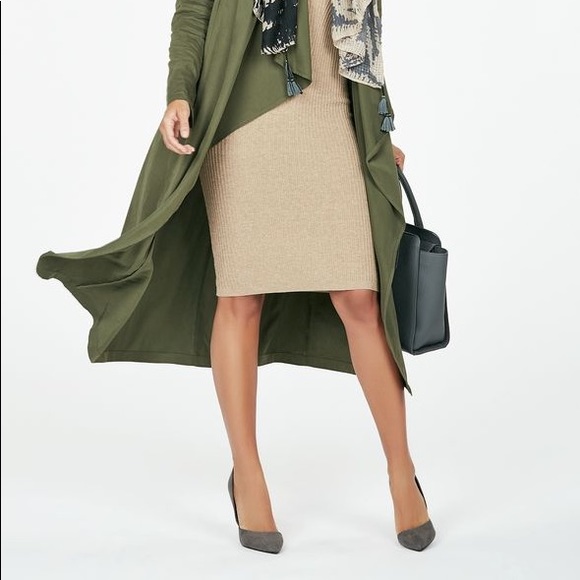 Eada Heel Pump in Olive - Picture 6 of 10